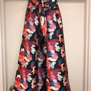 Floral print skirt